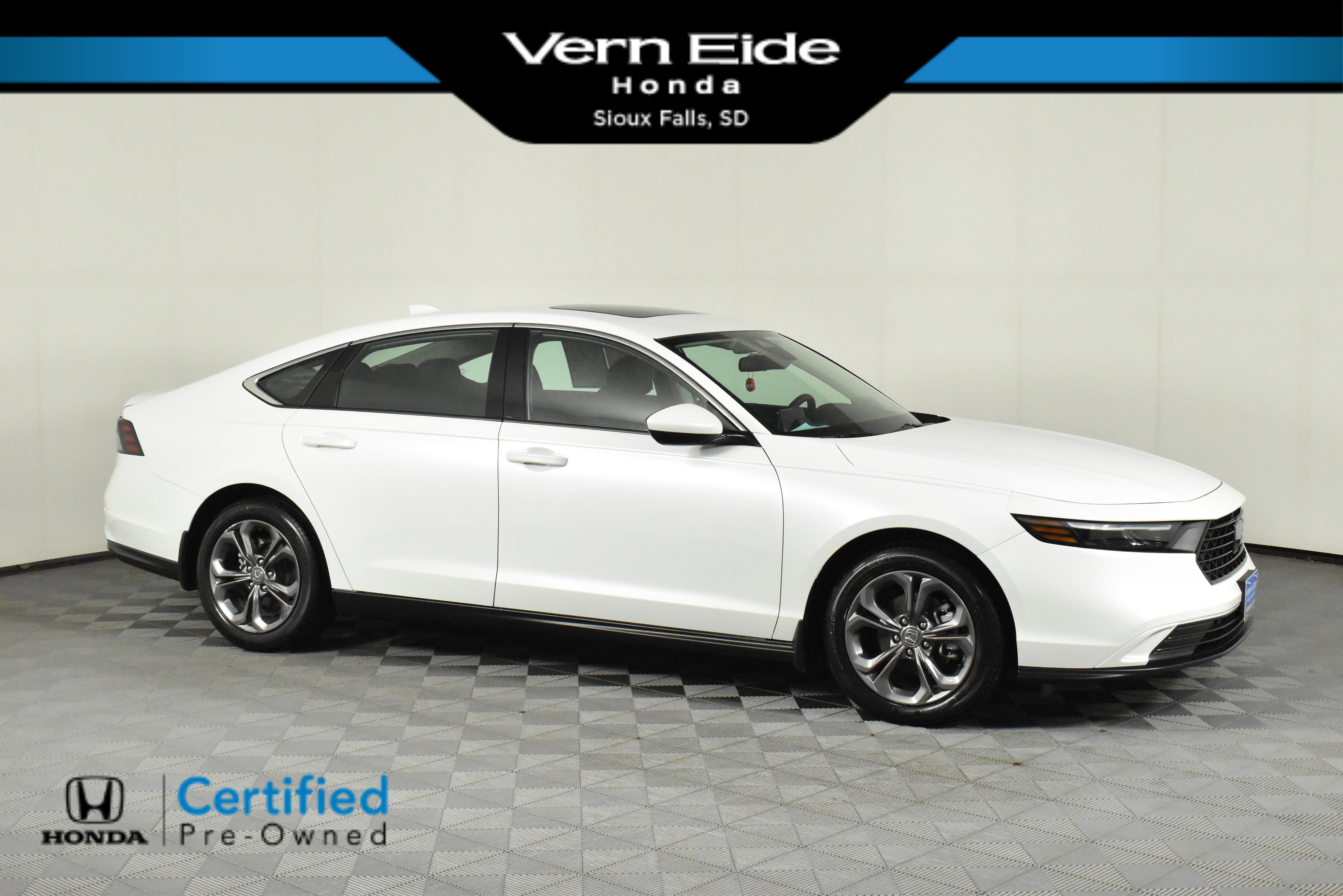 2024 Honda Accord EX's photo