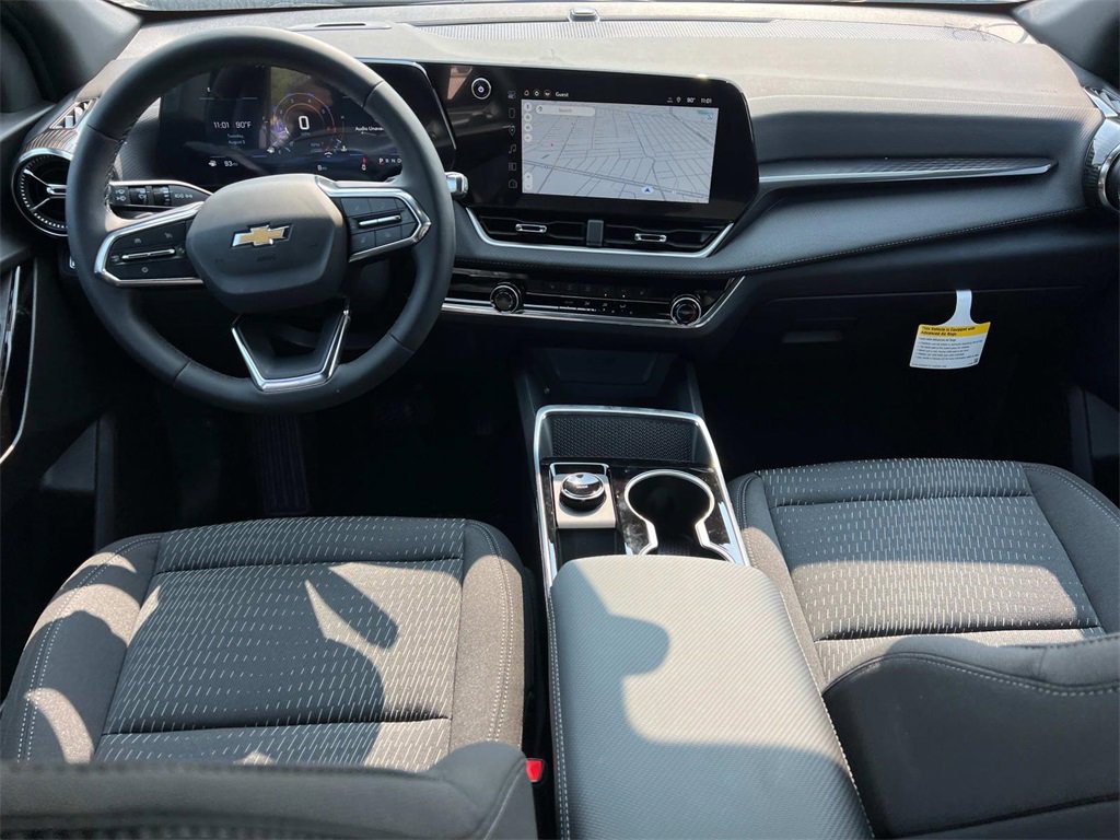 2026 Chevrolet Equinox LT photo 2