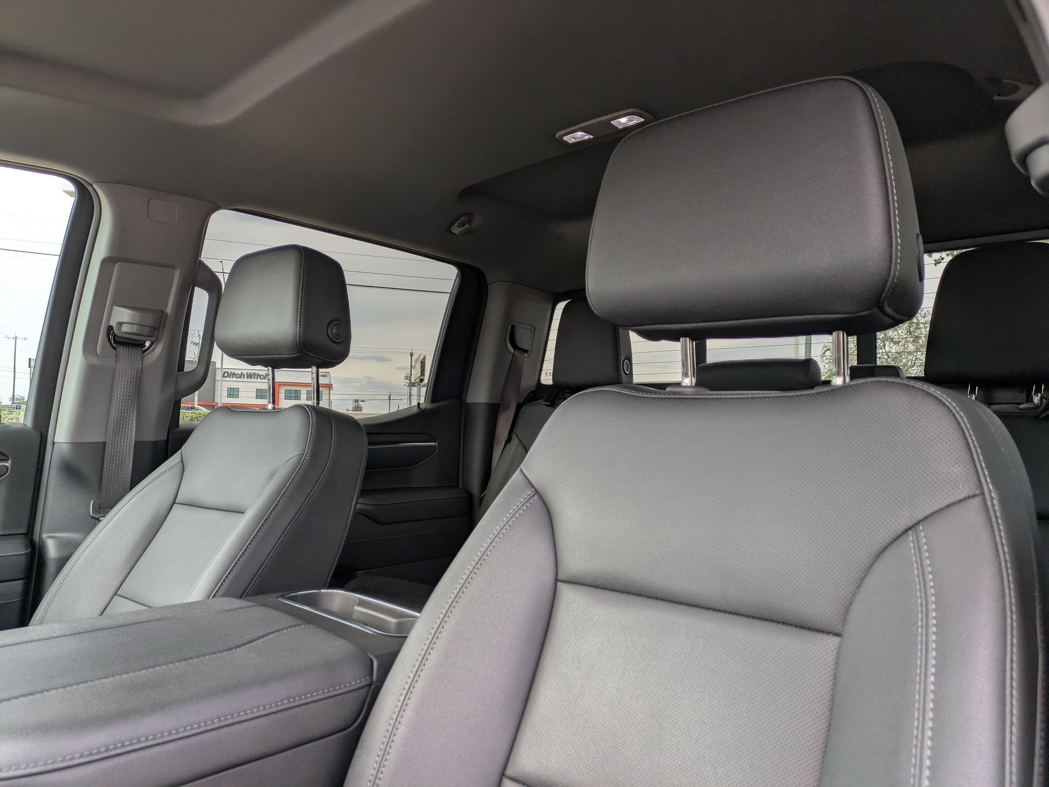 2024 Gmc Sierra 1500 SLT photo 13