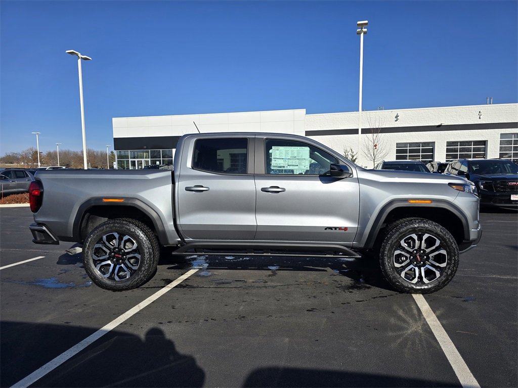 2025 Gmc Canyon AT4 photo 9