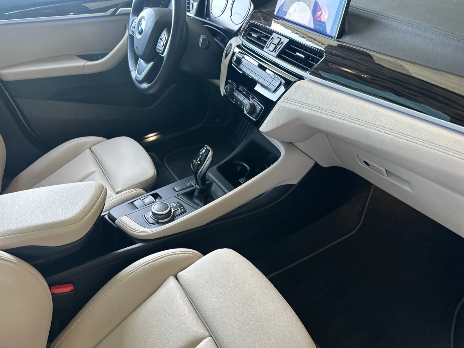 2020 Bmw X2 sDrive28i photo 14