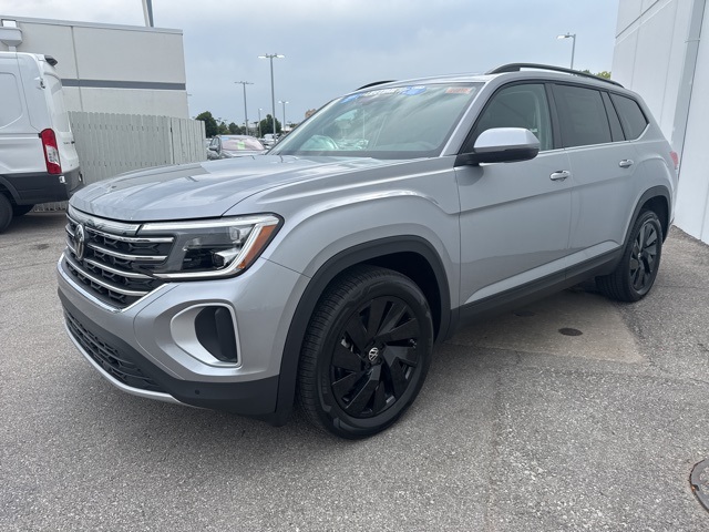 2026 Volkswagen Atlas SE Technology photo 10