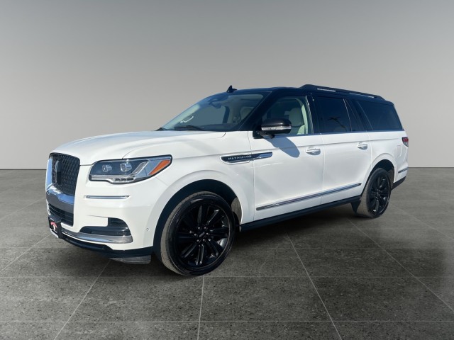 2023 Lincoln Navigator Black Label L's photo