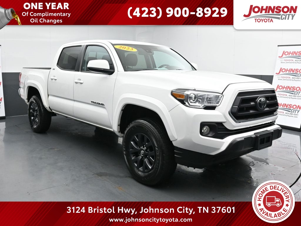 2023 Toyota Tacoma SR5's photo
