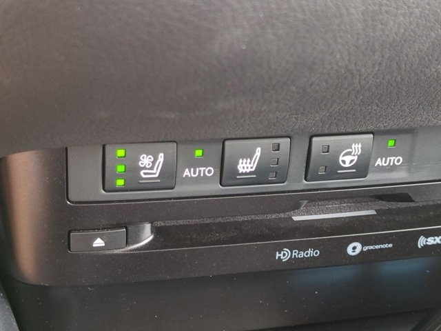 2019 Lexus ES 350 photo 23