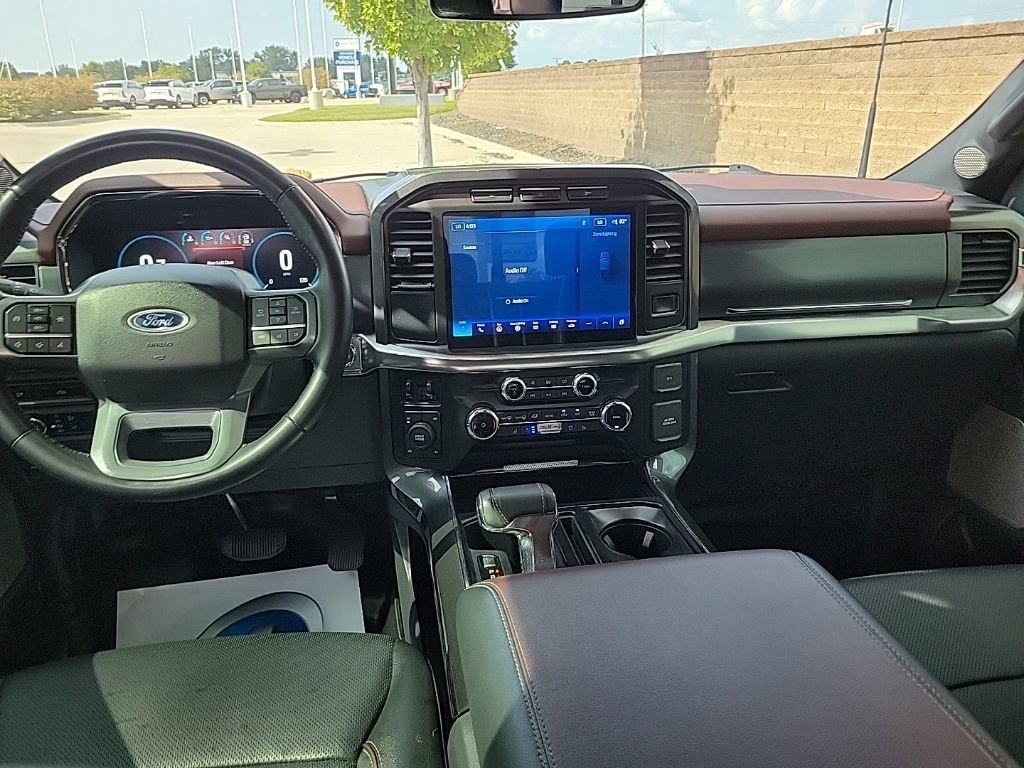 2023 Ford F-150 Lariat photo 11