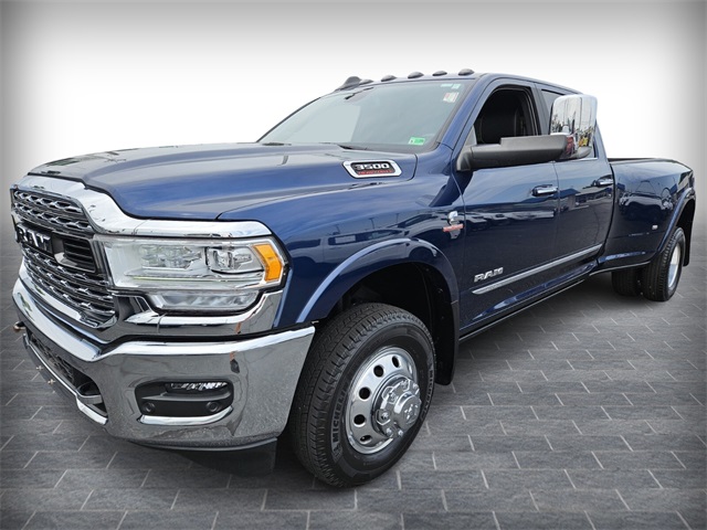 2022 Ram 3500 Limited photo 3