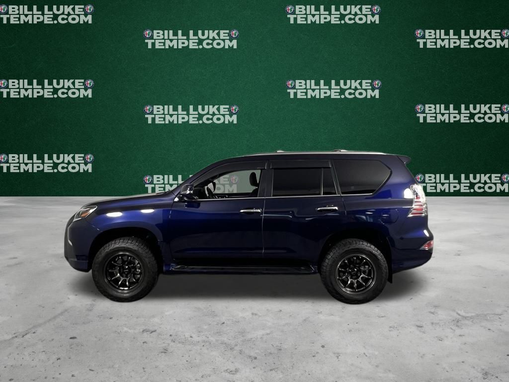 2023 Lexus GX 460 Premium photo 3