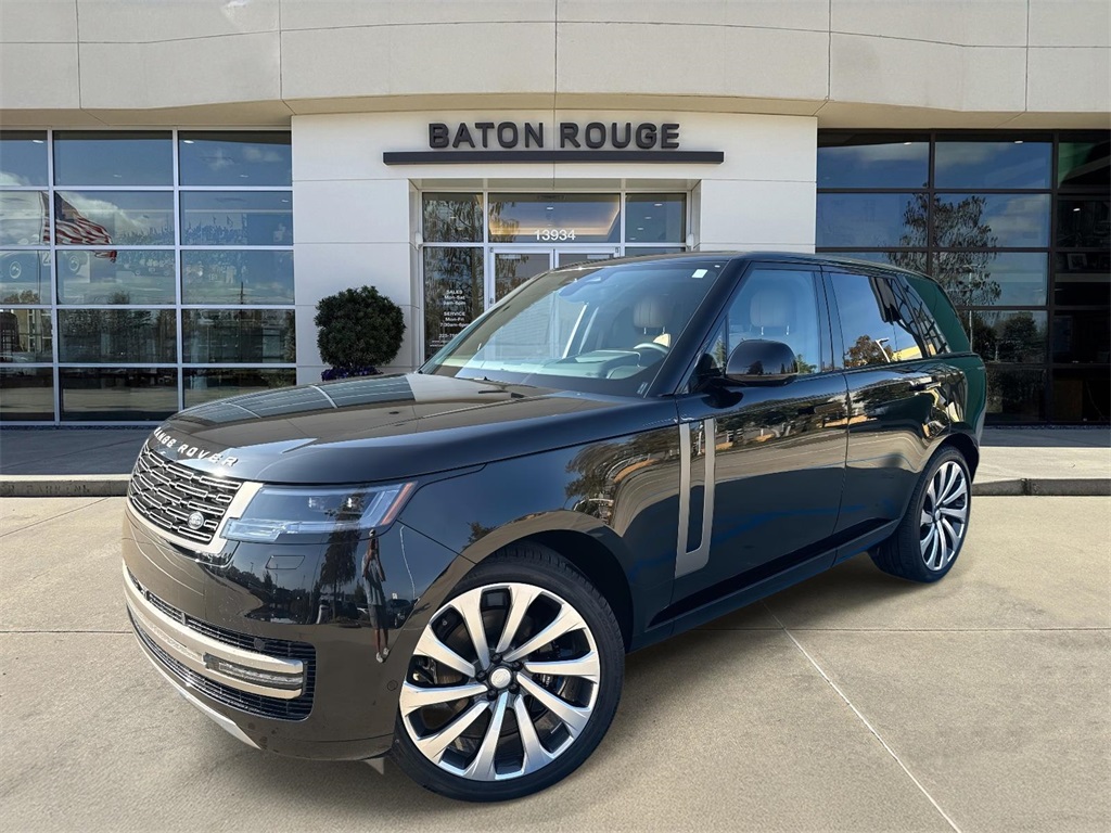 2025 Land Rover Range Rover SE's photo