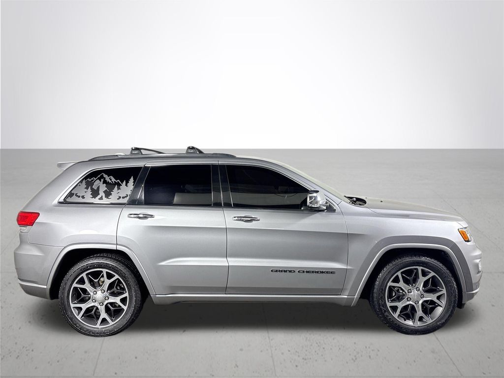 2020 Jeep Grand Cherokee Overland photo 4