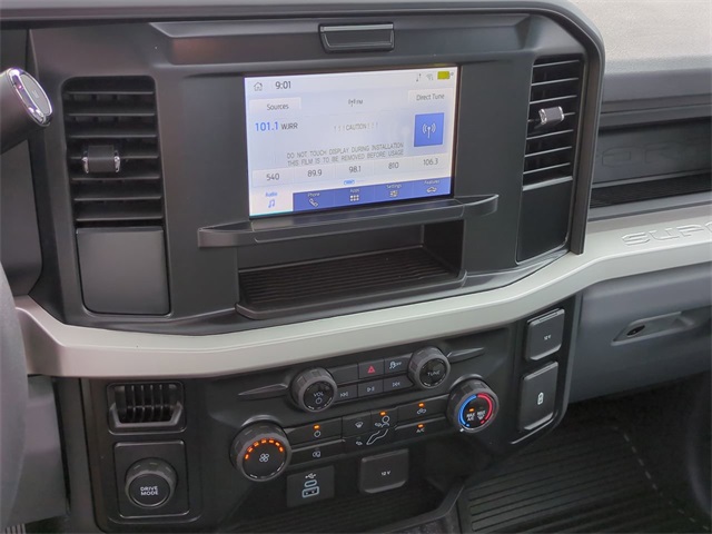 2026 Ford F-250 photo 15
