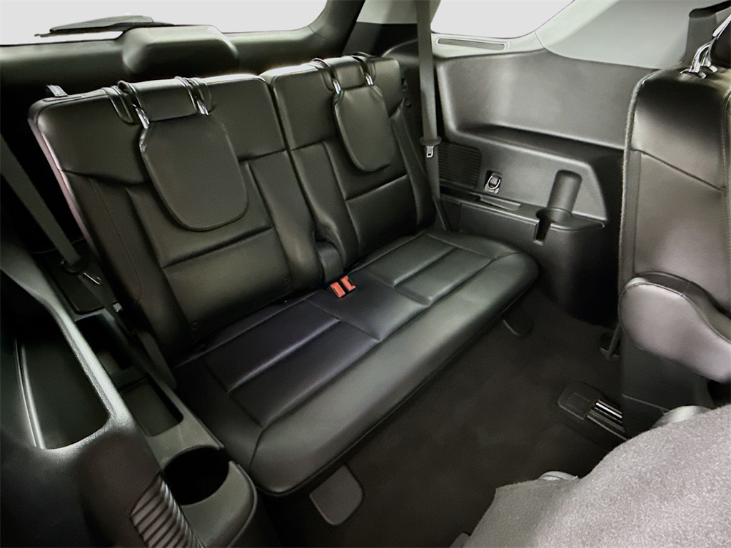 2021 Ford Explorer XLT photo 24