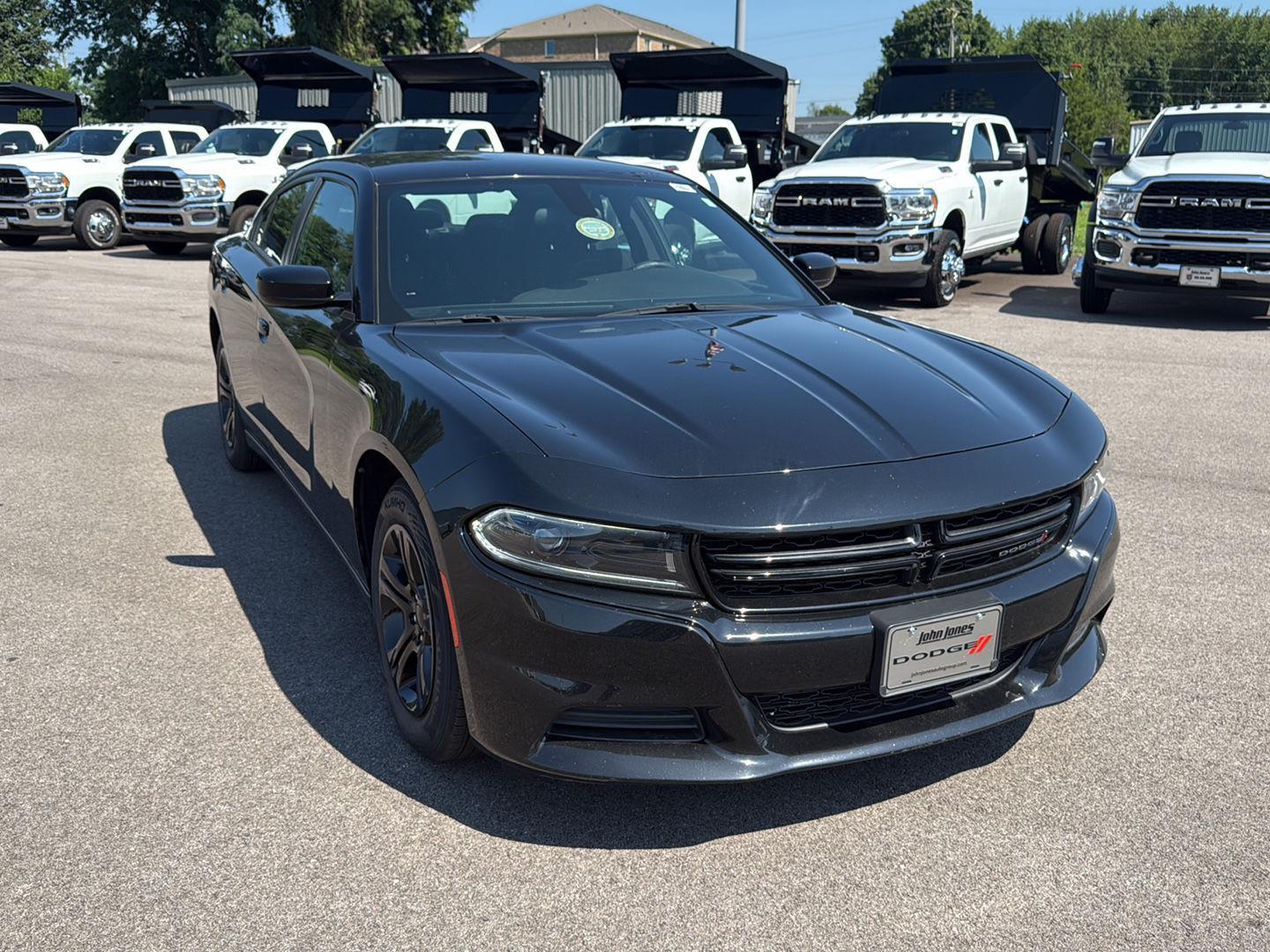 2023 Dodge Charger SXT photo 2