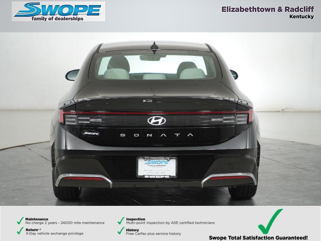 2026 Hyundai Sonata SEL Sport photo 4