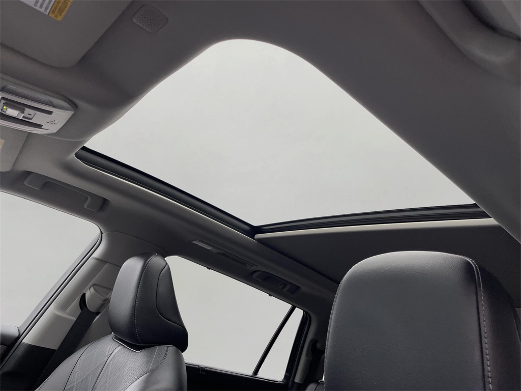 2022 Toyota Highlander Platinum photo 28