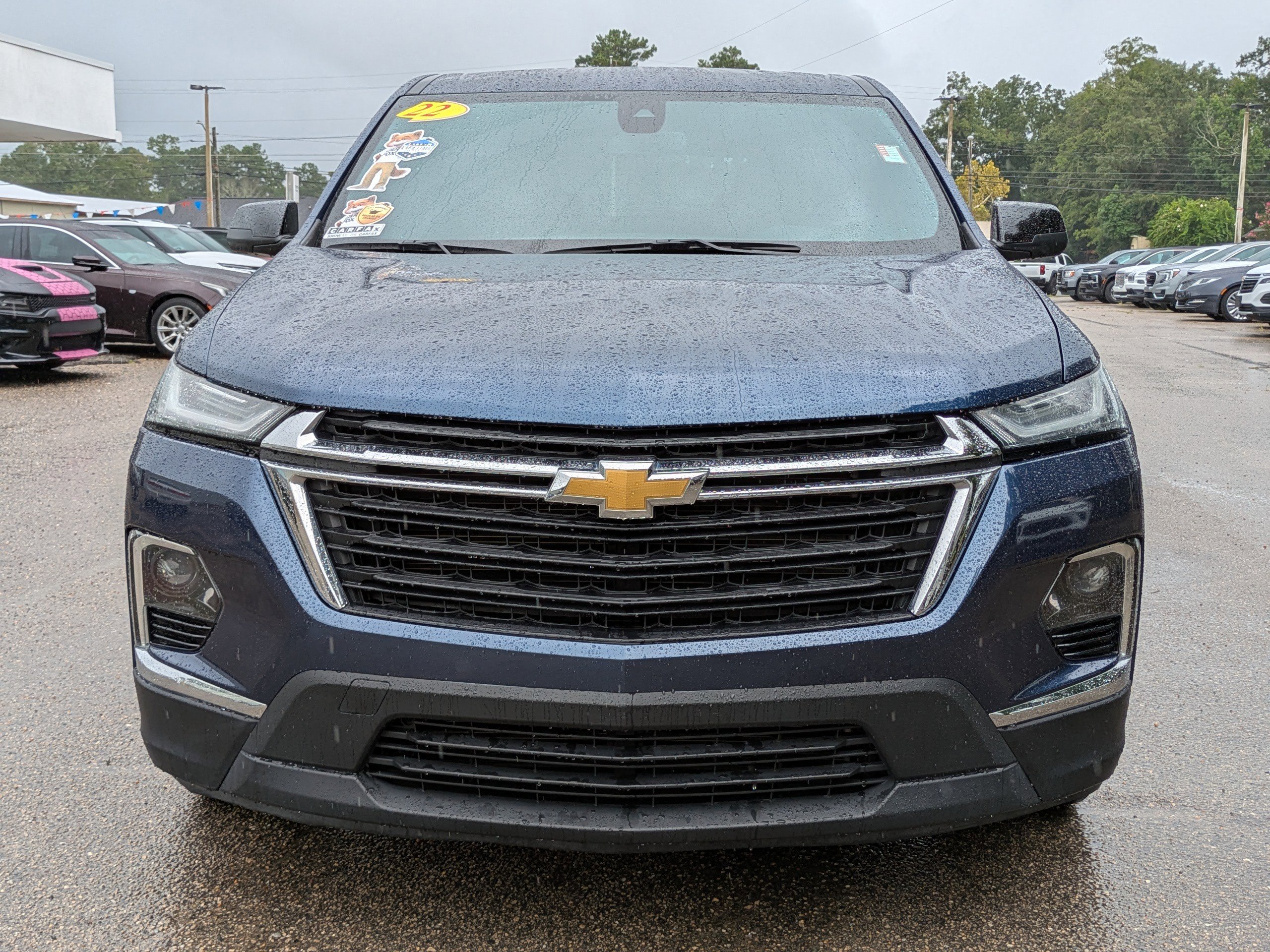 2022 Chevrolet Traverse LS photo 4