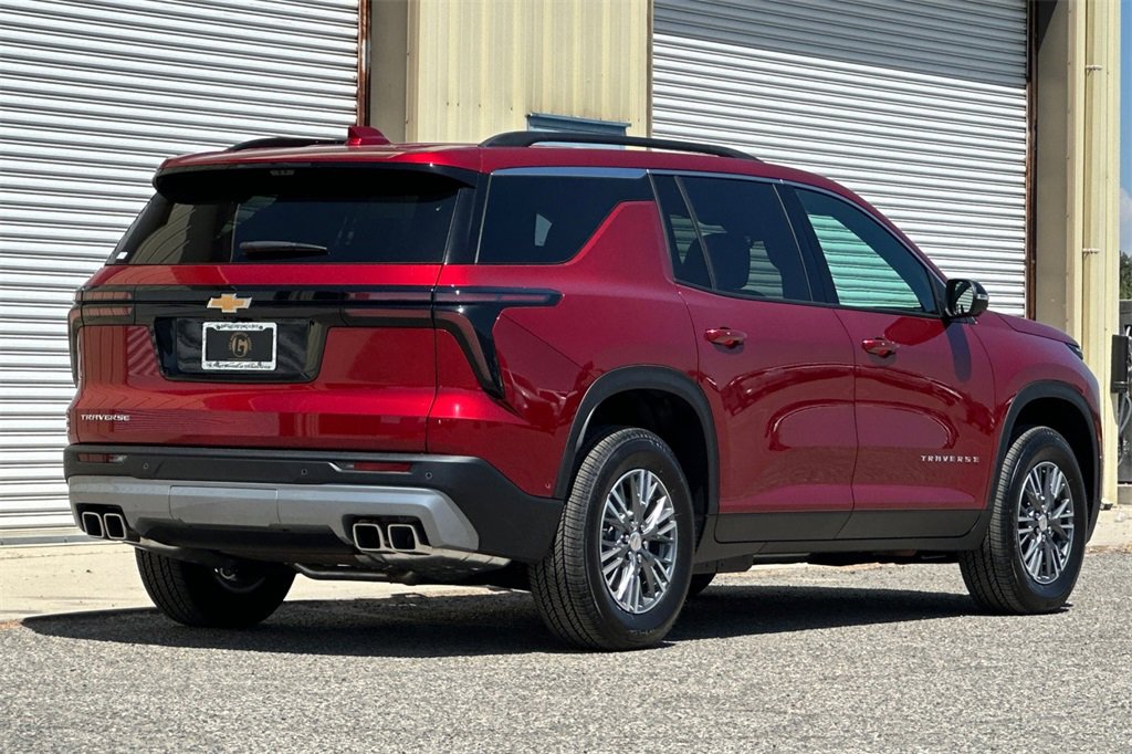 2026 Chevrolet Traverse photo 5