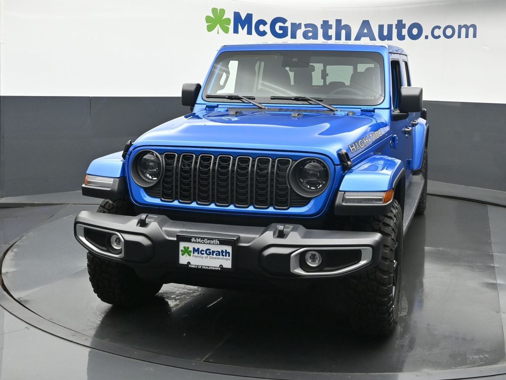 2025 Jeep Gladiator Sport photo 3
