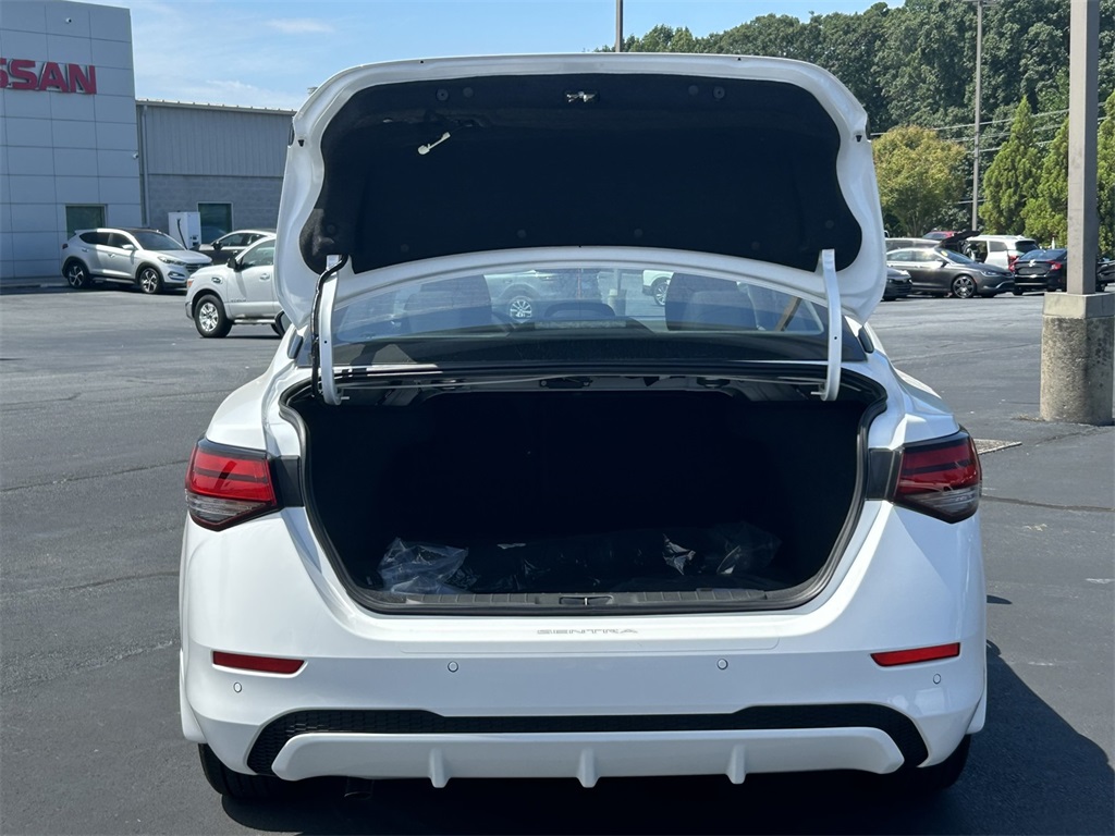 2025 Nissan Sentra SV photo 5