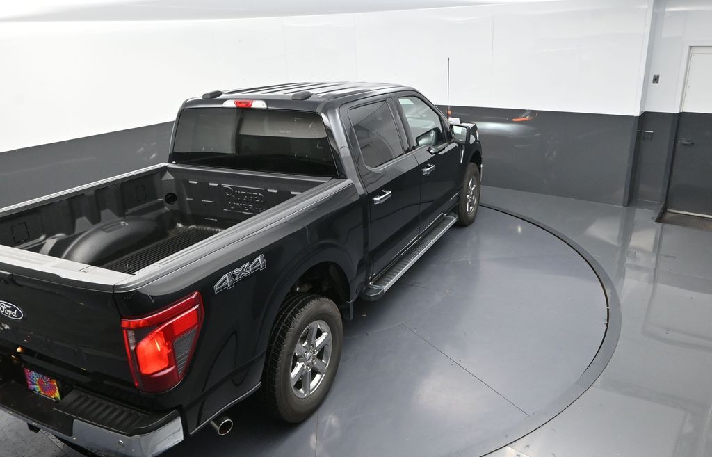 2024 Ford F-150 XLT photo 16