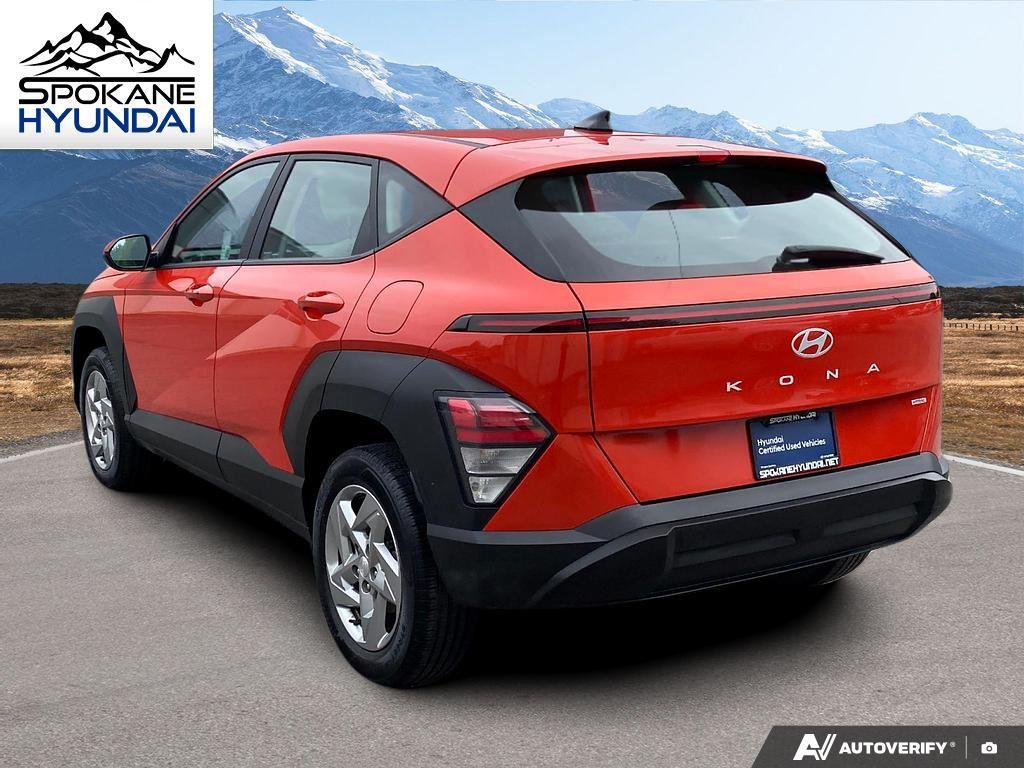 2024 Hyundai Kona SE photo 3
