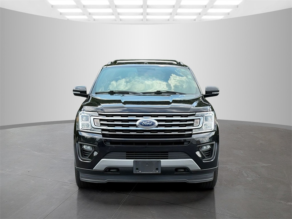 2019 Ford Expedition XLT photo 2