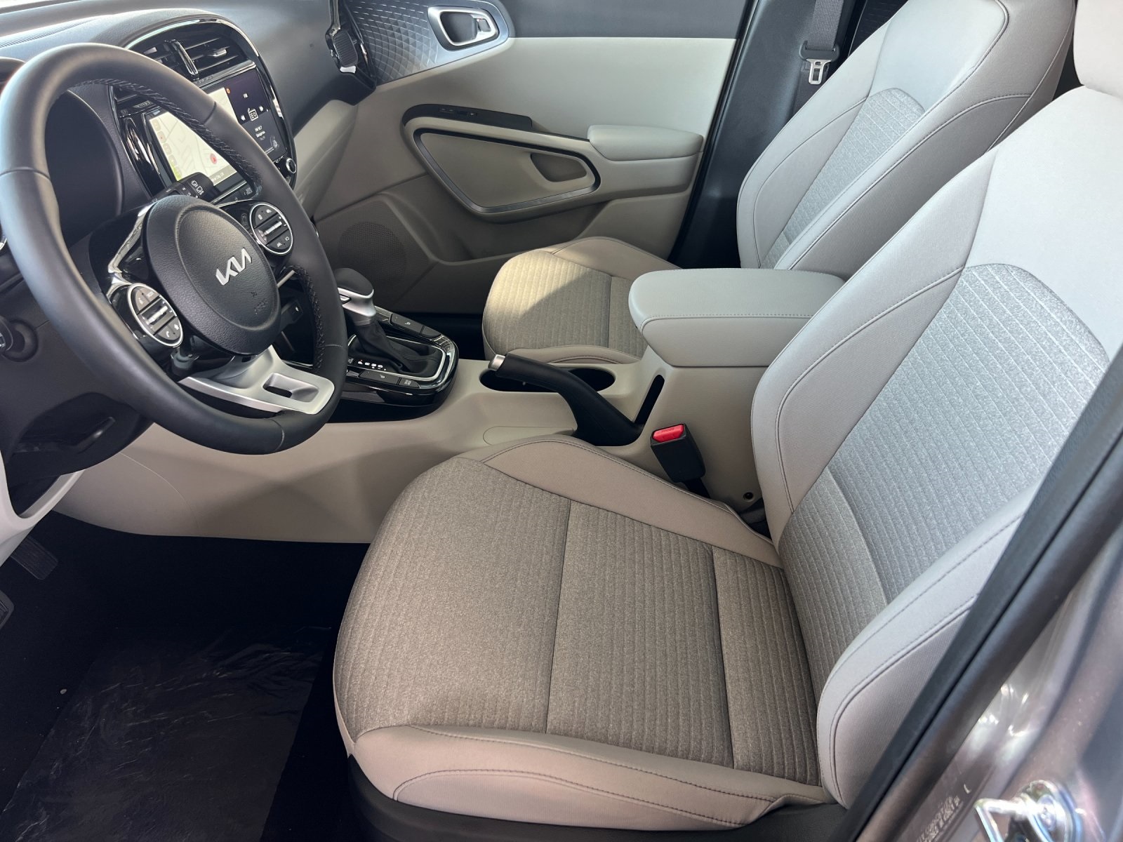 2025 Kia Soul EX photo 8