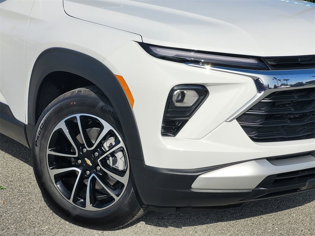 2026 Chevrolet Trailblazer LT photo 3