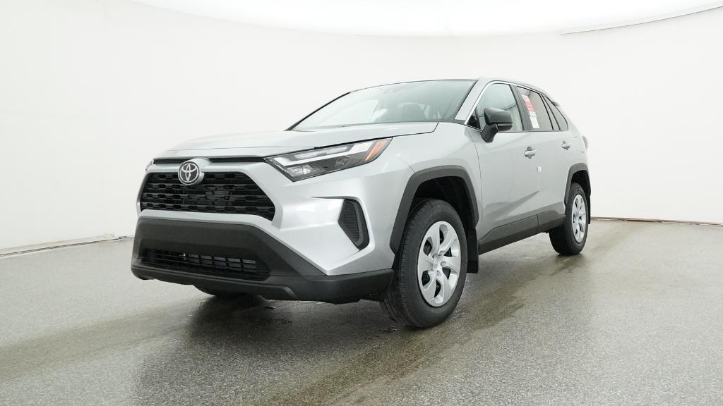 2025 Toyota RAV4 LE photo 4