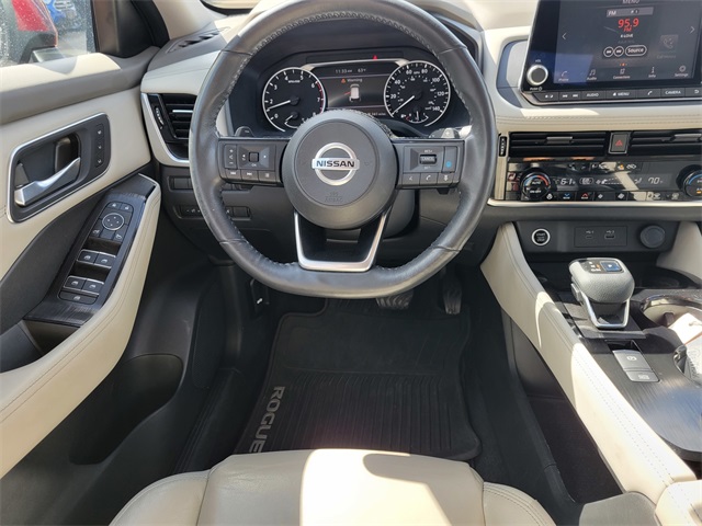 2021 Nissan Rogue SL photo 25