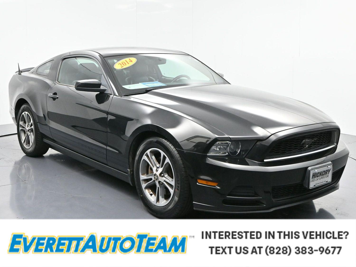 2014 Ford Mustang V6 Premium's photo