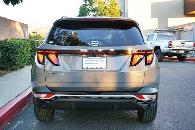 Used 2024 Gray Hyundai SEL image 8