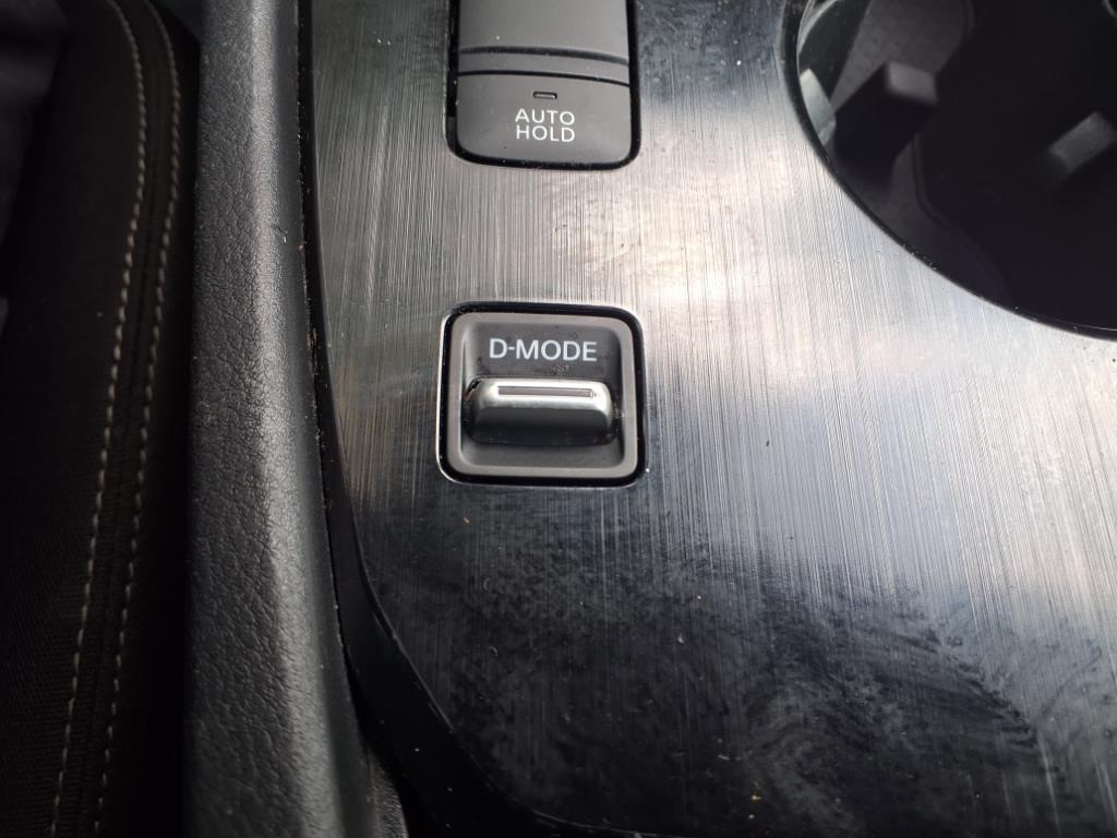 2021 Nissan Rogue S photo 24