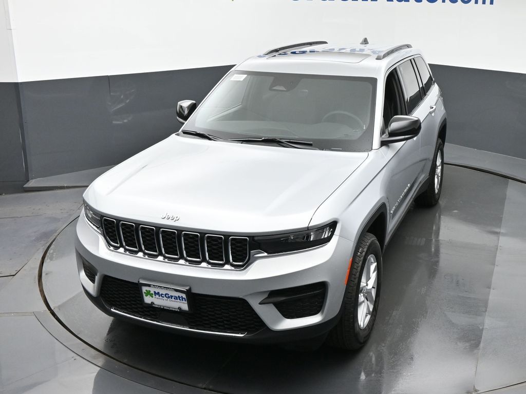 2025 Jeep Grand Cherokee Laredo X photo 22