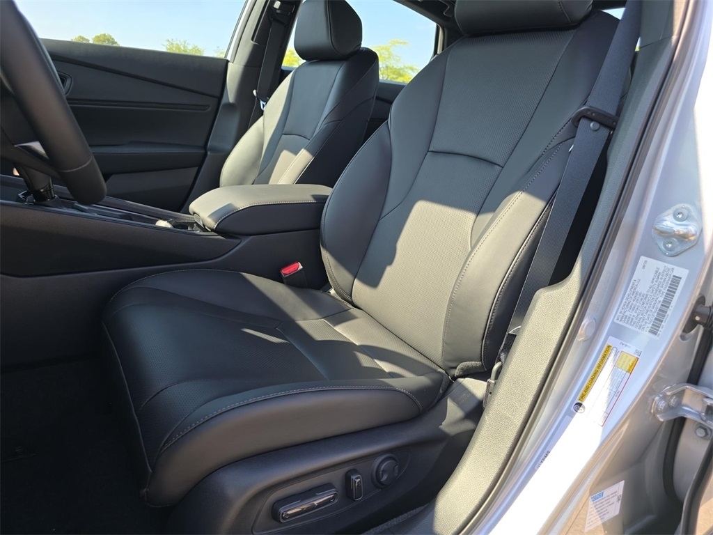 2025 Honda Accord Hybrid Sport-L photo 21