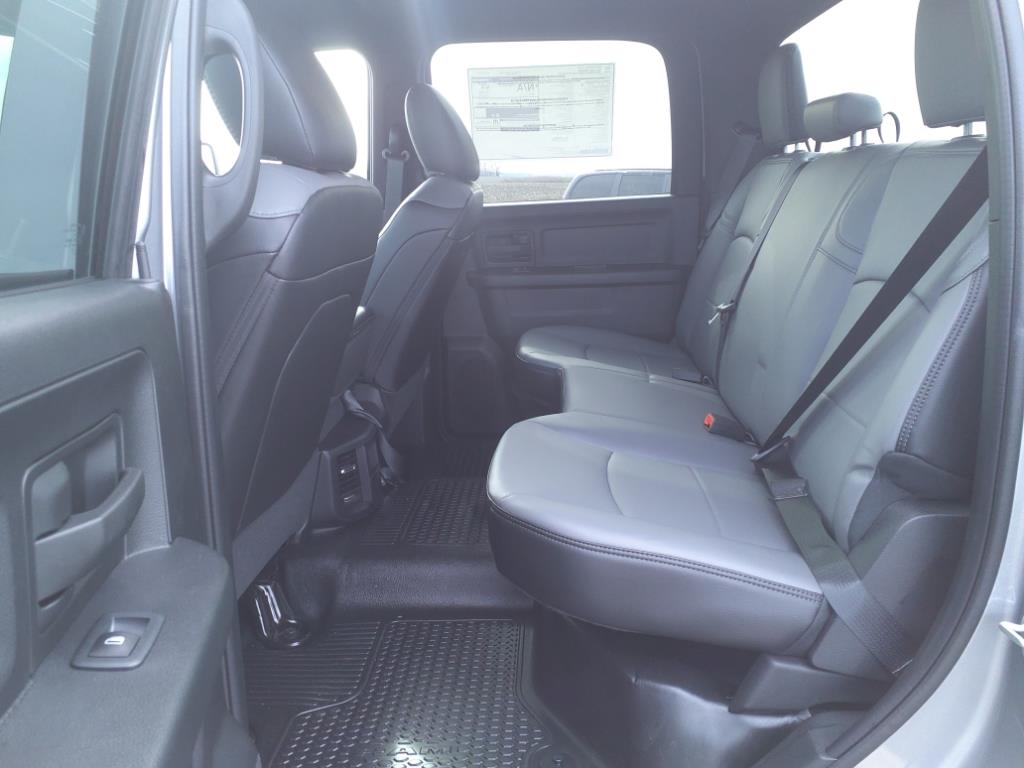 2024 Ram 3500 Tradesman photo 4