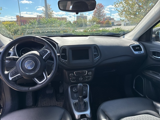 2019 Jeep Compass Latitude photo 12