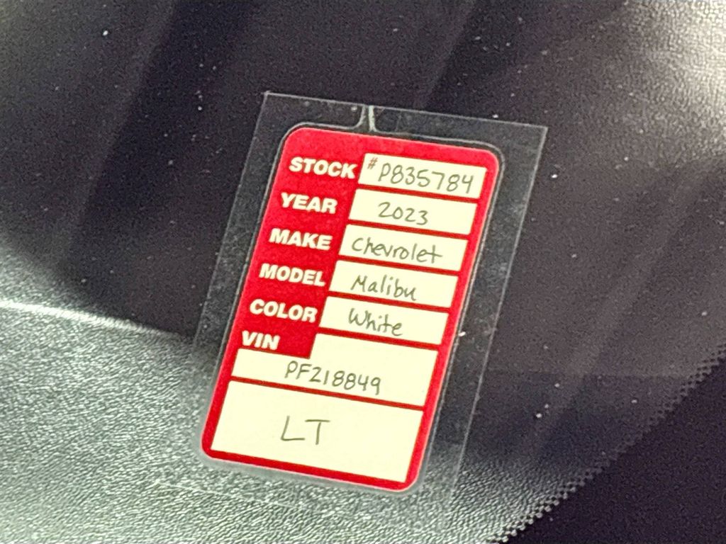 2023 Chevrolet Malibu 1LT photo 21
