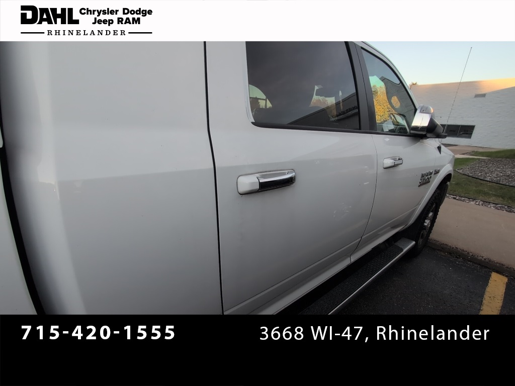 2016 Ram 2500 Laramie photo 3