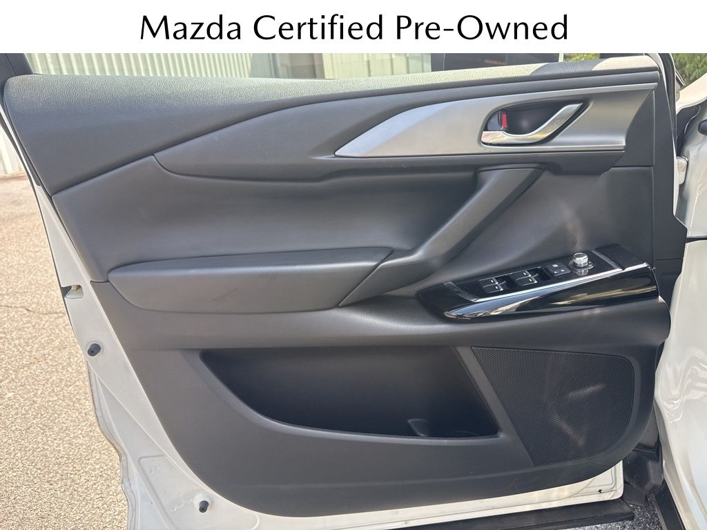 2023 Mazda CX-9 Touring photo 18