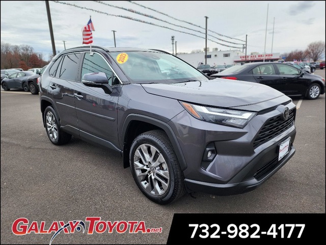 2023 Toyota RAV4 XLE Premium