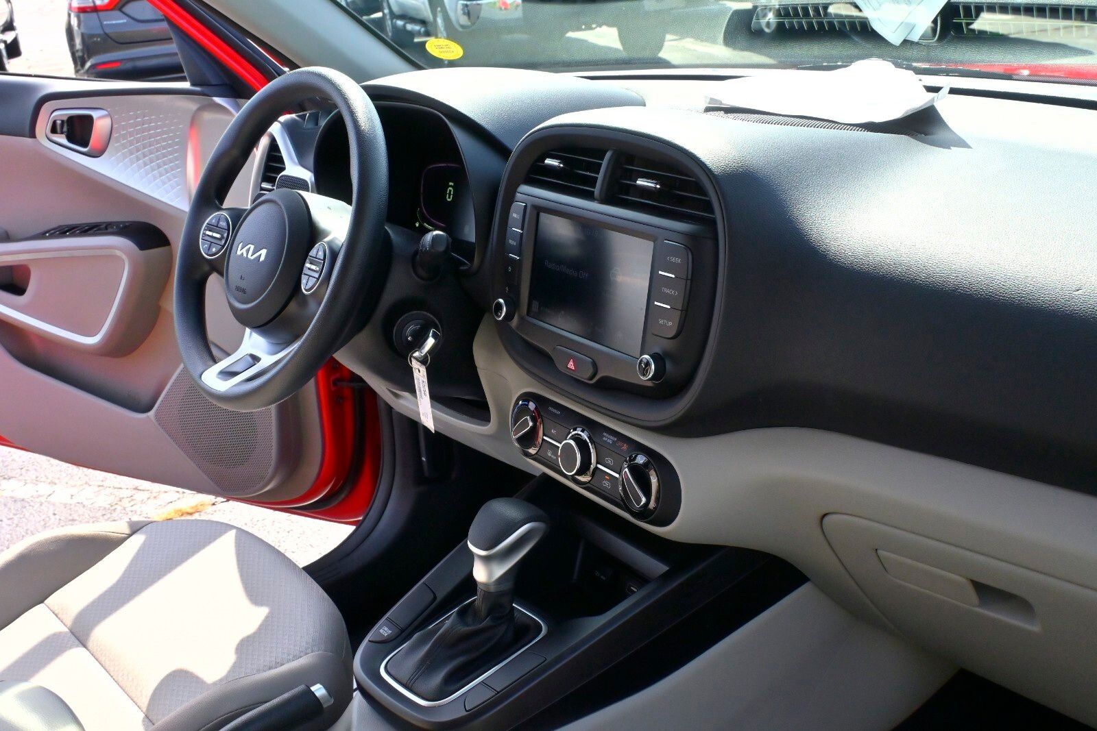 2023 Kia Soul LX photo 10