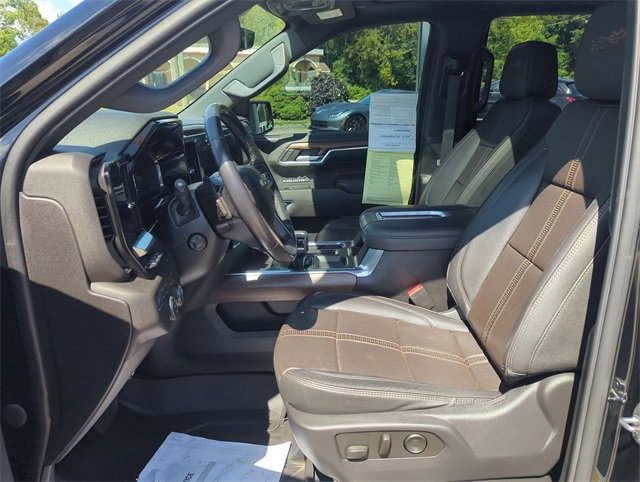 2022 Chevrolet Silverado 1500 High Country photo 5