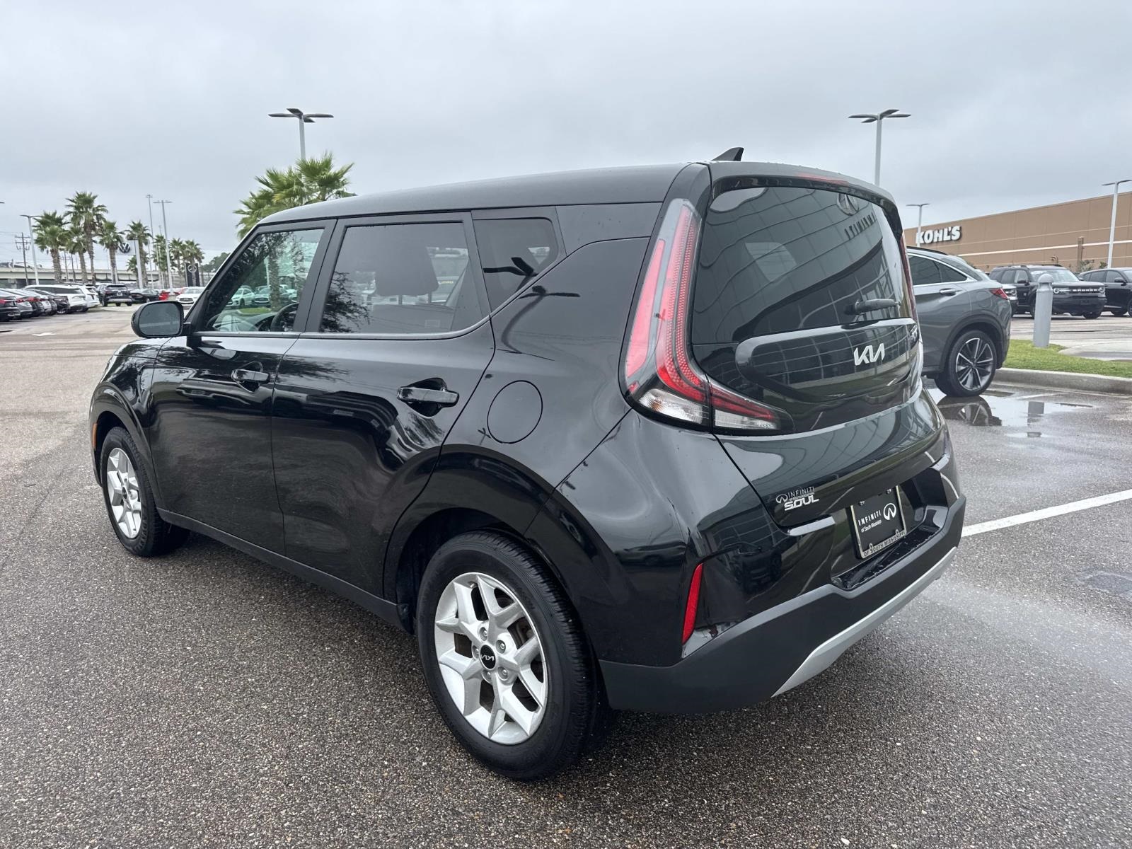 2023 Kia Soul LX photo 7