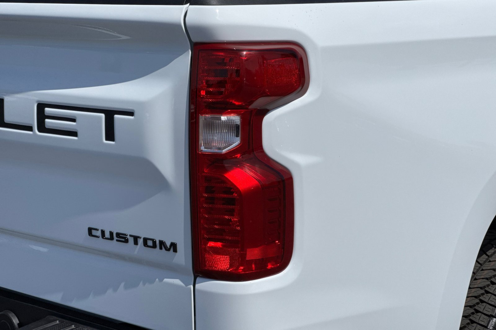 2025 Chevrolet Silverado 1500 Custom photo 25
