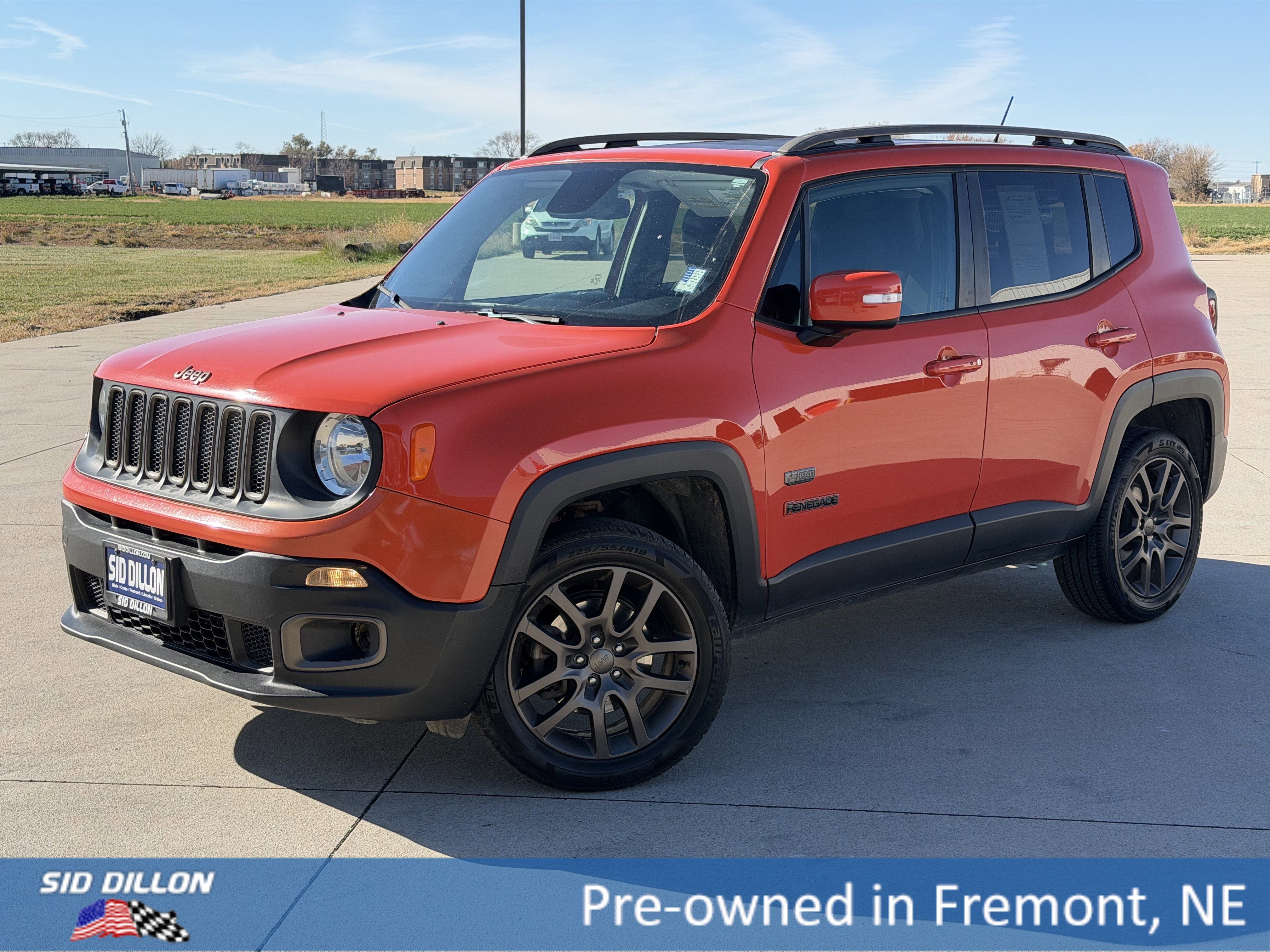 2016 Jeep Renegade Latitude's photo