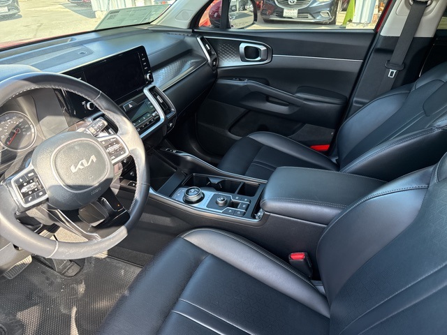2022 Kia Sorento Hybrid S photo 3