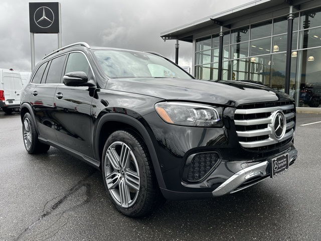 2025 Mercedes-Benz GLS Base's photo