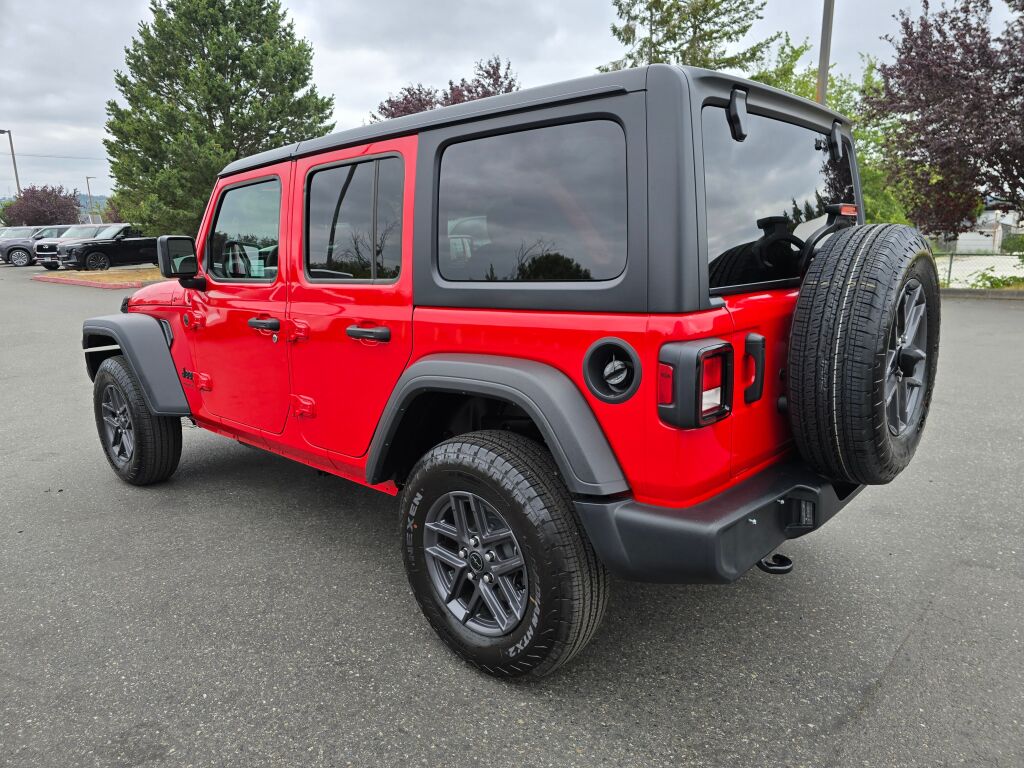 2025 Jeep Wrangler Sport S photo 4
