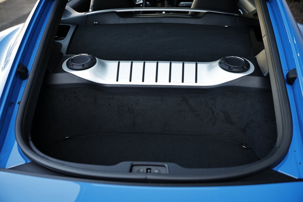 2025 Porsche Cayman photo 29